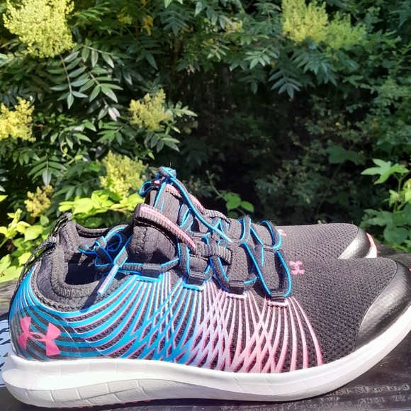 - Under xfininity 2 running shoes 5y euc! - Picture 2 of 5